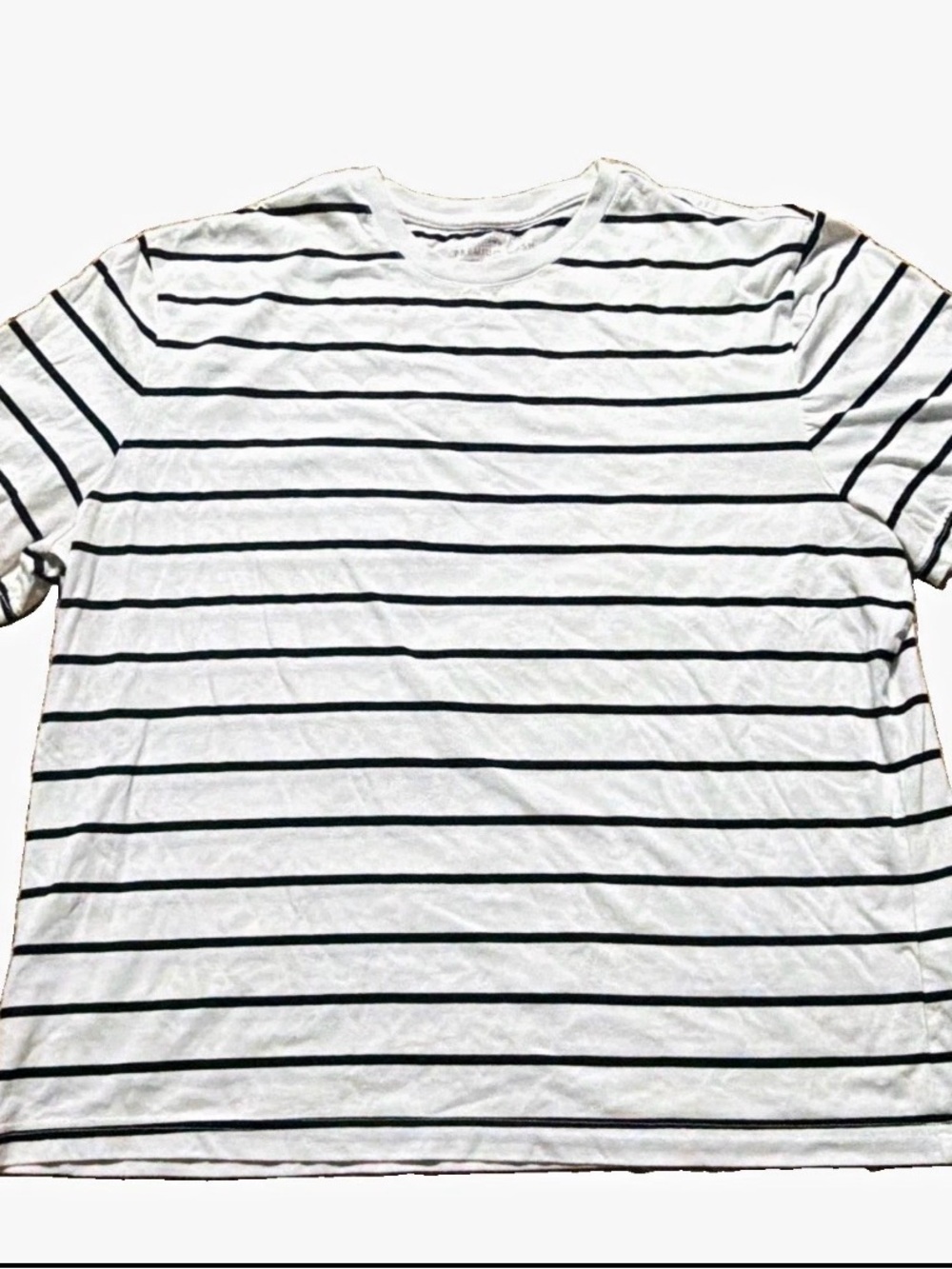 Banana Republic Classic White and Black Striped Crew Neck T-Shirt